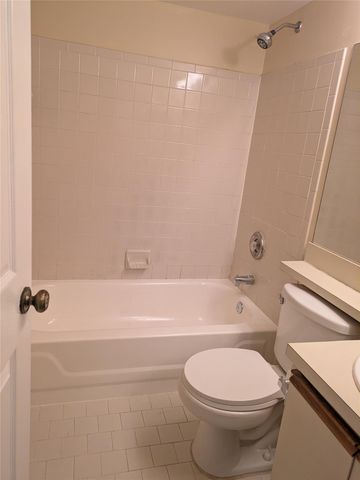 9166 W Atlantic Blvd 1624, Coral Springs, FL 33071