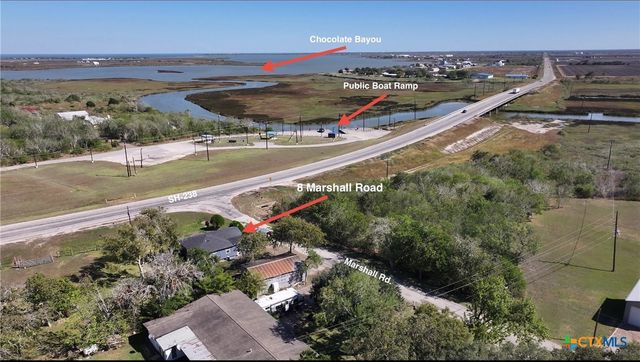 8 Marshall Road, Port Lavaca, TX 77979