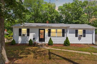 416 Summer St, Brockton, MA 02302