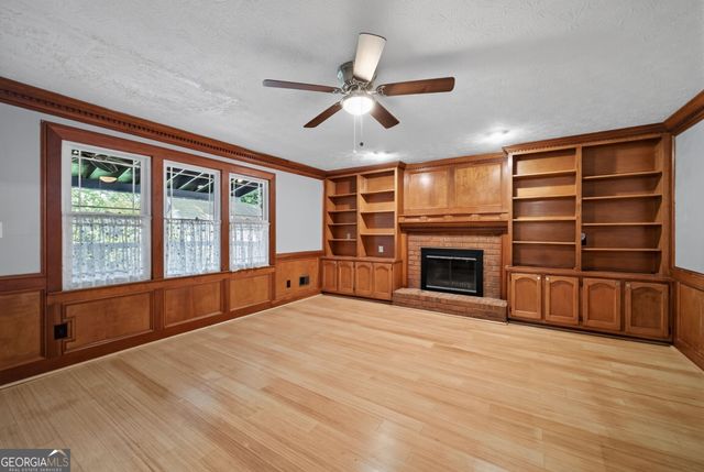 1875 Oak Road, Snellville, GA 30078