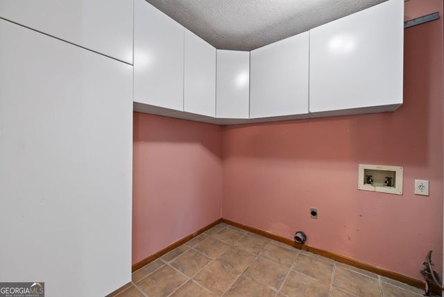 1875 Oak Road, Snellville, GA 30078