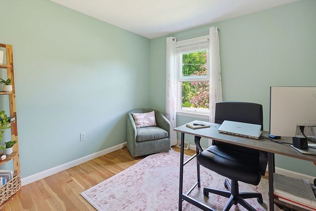 29 Tide Meadows Dr, Berkley, MA 02779