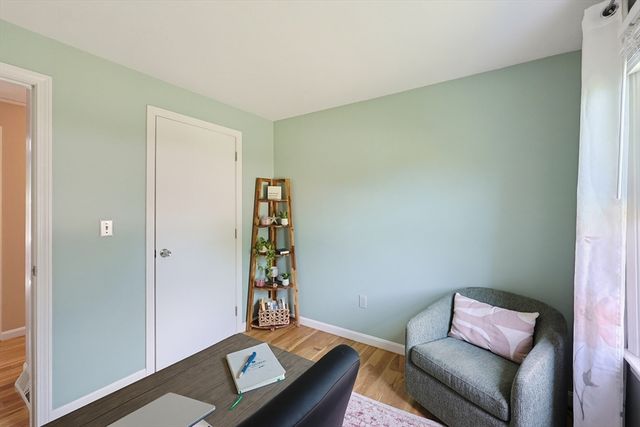29 Tide Meadows Dr, Berkley, MA 02779