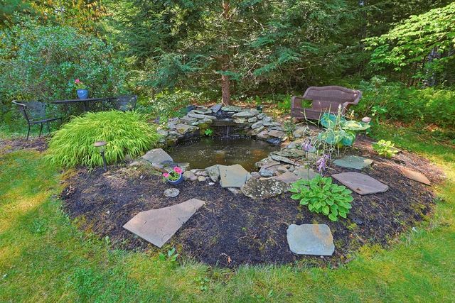 29 Tide Meadows Dr, Berkley, MA 02779