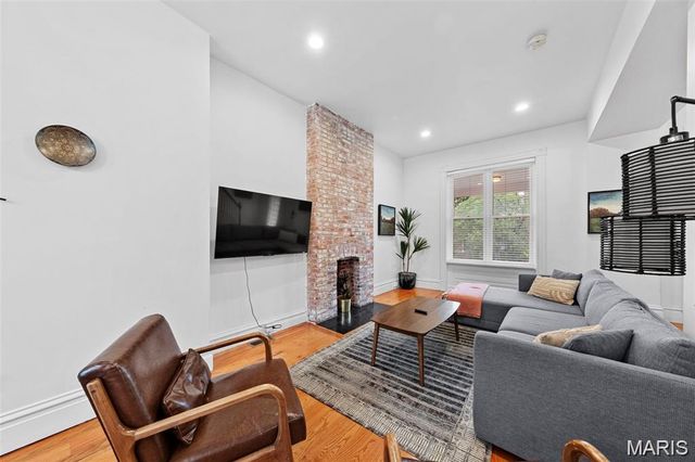 4521 Gibson Avenue, St Louis, MO 63110