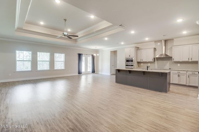 7081 Glen Eagle Drive, Biloxi, MS 39532
