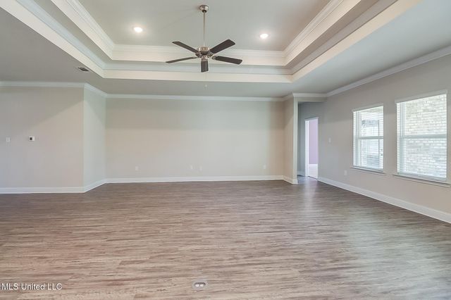 7081 Glen Eagle Drive, Biloxi, MS 39532