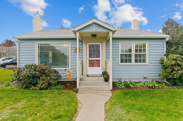 3102 Summitview Ave, Yakima, WA 98902