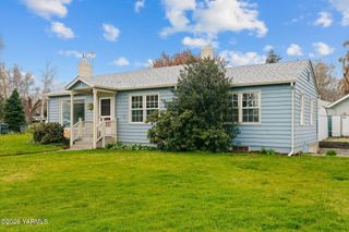 3102 Summitview Ave, Yakima, WA 98902