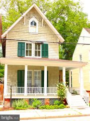 126 S COMMERCE ST, Centreville, MD 21617