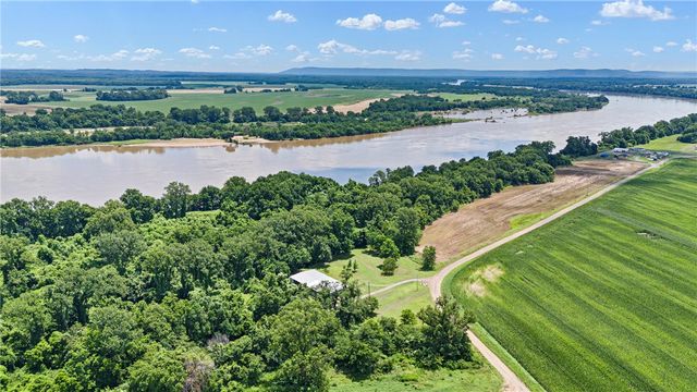 10864 Water Plant Road, Dardanelle, AR 72834