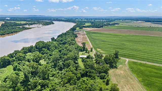10864 Water Plant Road, Dardanelle, AR 72834