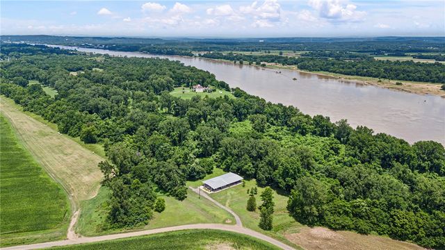 10864 Water Plant Road, Dardanelle, AR 72834