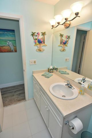 1225 NW 21st Street 17-1715, Stuart, FL 34994