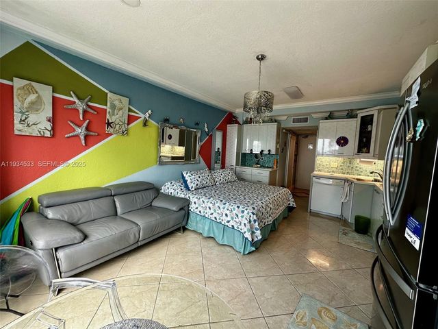 6345 Collins Ave 435, Miami Beach, FL 33141