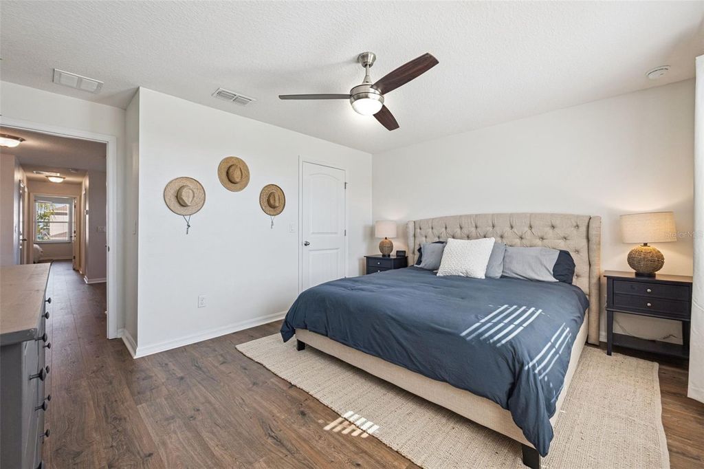 Image 19 of property listing at 16156 ARBOR CREST ALLEY, Winter Garden, FL 34787