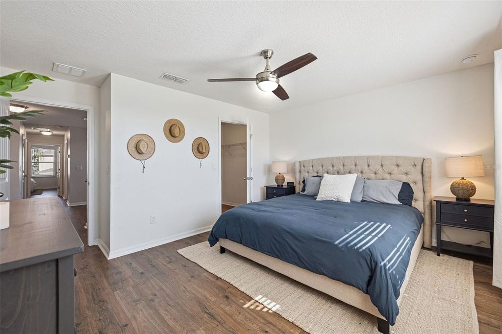 Image 20 of property listing at 16156 ARBOR CREST ALLEY, Winter Garden, FL 34787