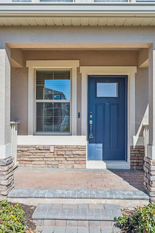 Image 4 of property listing at 16156 ARBOR CREST ALLEY, Winter Garden, FL 34787