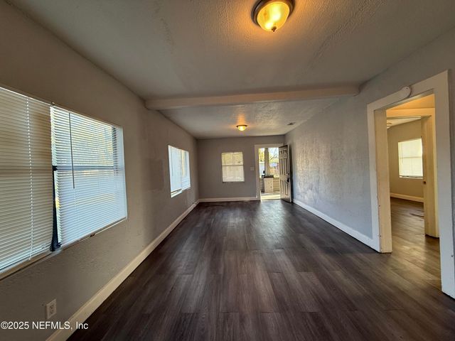 2091 YULEE Street, Jacksonville, FL 32209