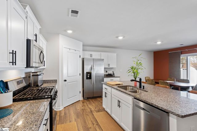 112 Kernow Lane, Piedmont, SC 29673