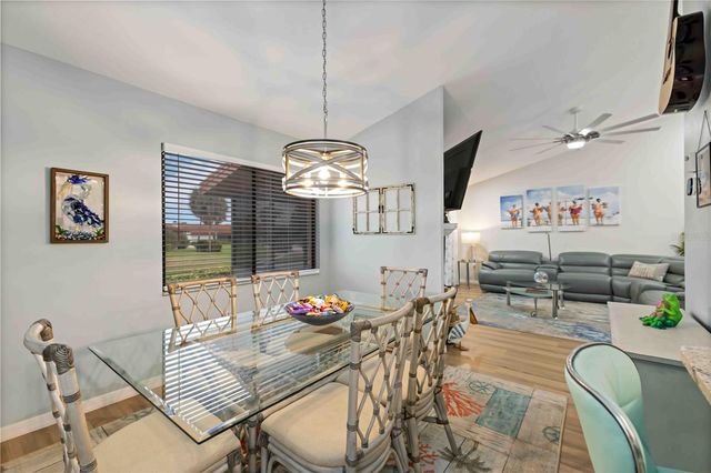 738 SORRENTO INLET 738, Nokomis, FL 34275