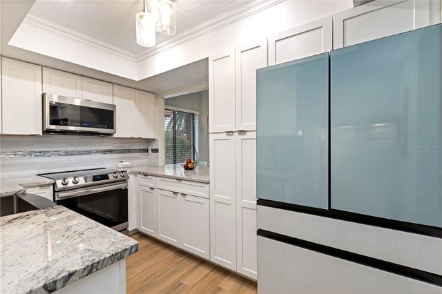 738 SORRENTO INLET 738, Nokomis, FL 34275