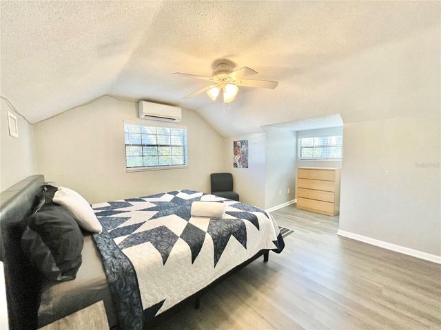 2138 NW 29TH PLACE, Gainesville, FL 32605