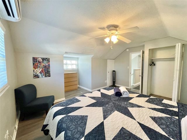 2138 NW 29TH PLACE, Gainesville, FL 32605