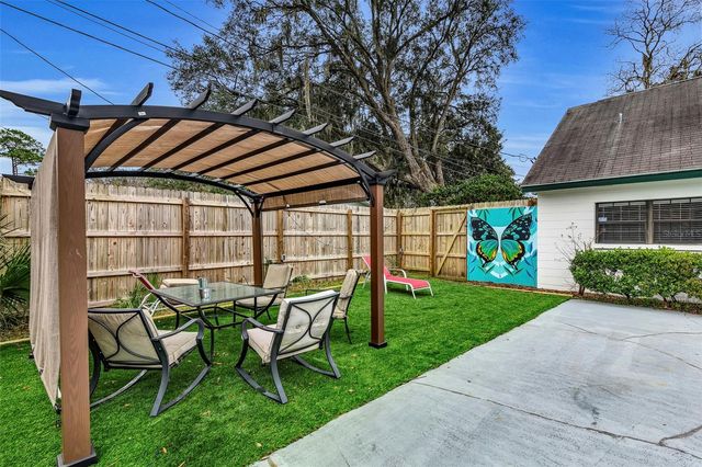 2138 NW 29TH PLACE, Gainesville, FL 32605