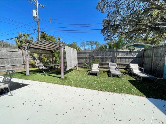 2138 NW 29TH PLACE, Gainesville, FL 32605