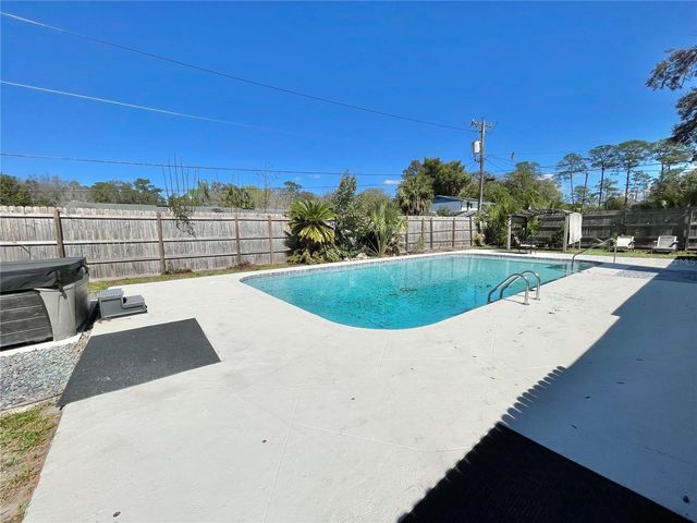 2138 NW 29TH PLACE, Gainesville, FL 32605