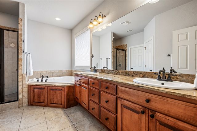 775 Douglas Street, Pea Ridge, AR 72751