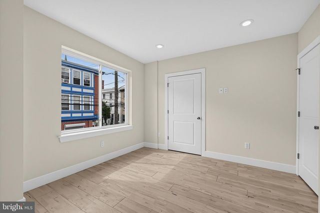 425 W THOMPSON ST, Philadelphia, PA 19122
