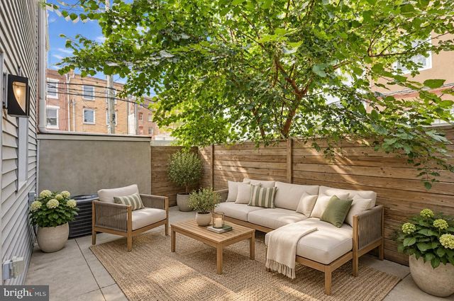425 W THOMPSON ST, Philadelphia, PA 19122