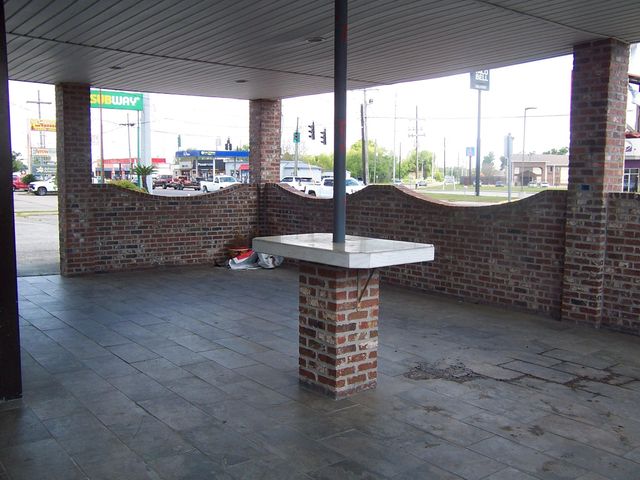 1110 Grand Caillou Road, Houma, LA 70363