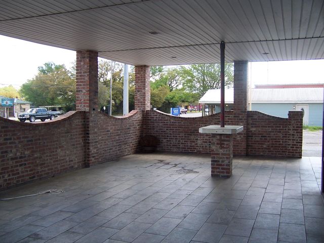 1110 Grand Caillou Road, Houma, LA 70363