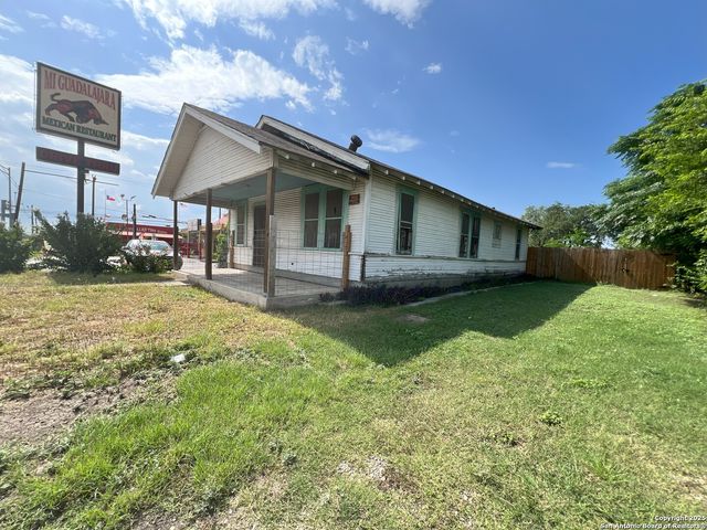 1143 Culebra Rd, San Antonio, TX 78201