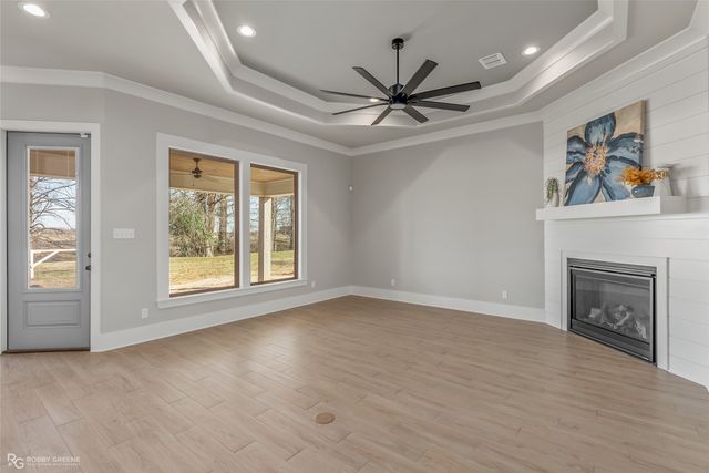 143 Arbor Place, Bossier City, LA 71111