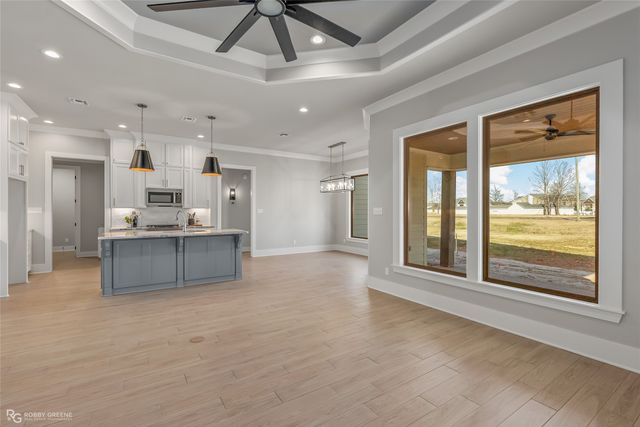 143 Arbor Place, Bossier City, LA 71111