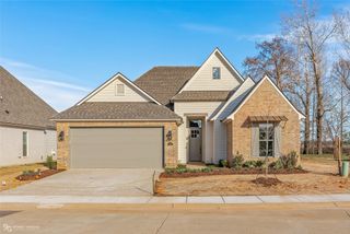 143 Arbor Place, Bossier City, LA 71111