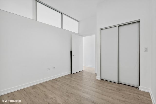 235 W Van Buren Street 2213, Chicago, IL 60607