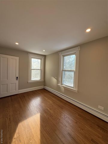 547 King St B, Chappaqua, NY 10514