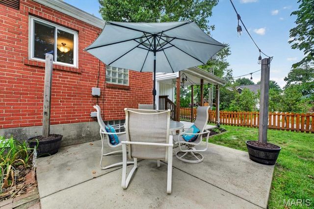 1102 Selma Avenue, Webster Groves, MO 63119