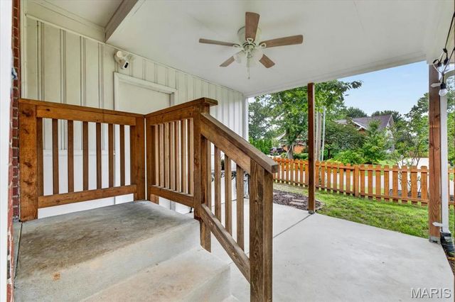 1102 Selma Avenue, Webster Groves, MO 63119
