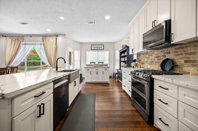 814 Legend Spring Drive, Katy, TX 77494