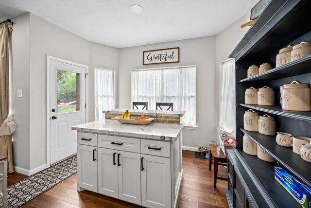 814 Legend Spring Drive, Katy, TX 77494