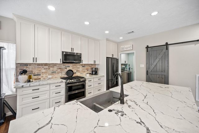 814 Legend Spring Drive, Katy, TX 77494