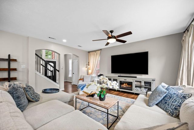 814 Legend Spring Drive, Katy, TX 77494