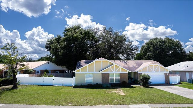 106 RED ROSE CIRCLE, Orlando, FL 32835