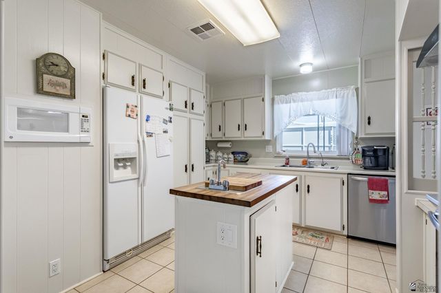 3623 S Papago Dr, Yuma, AZ 85365
